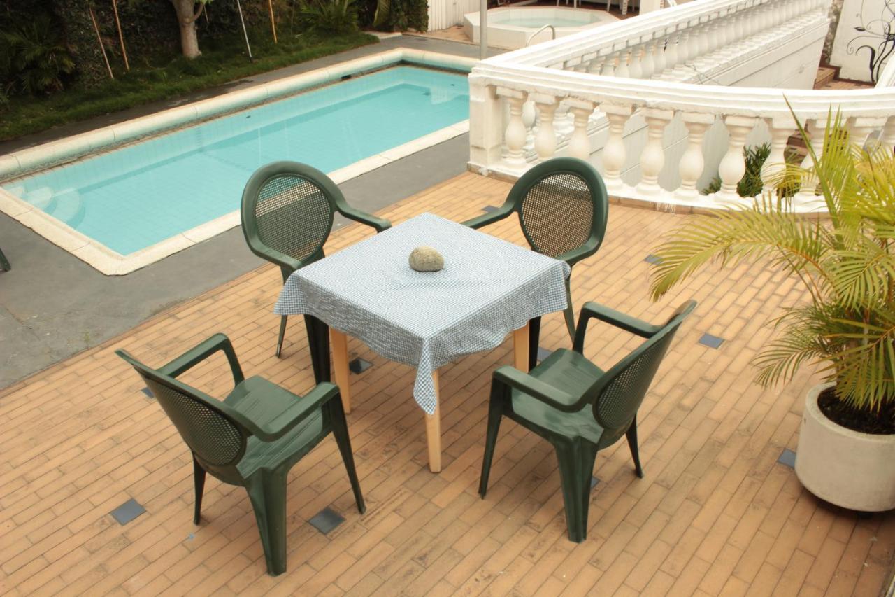 Hostal Coworking Cristales Кали Экстерьер фото